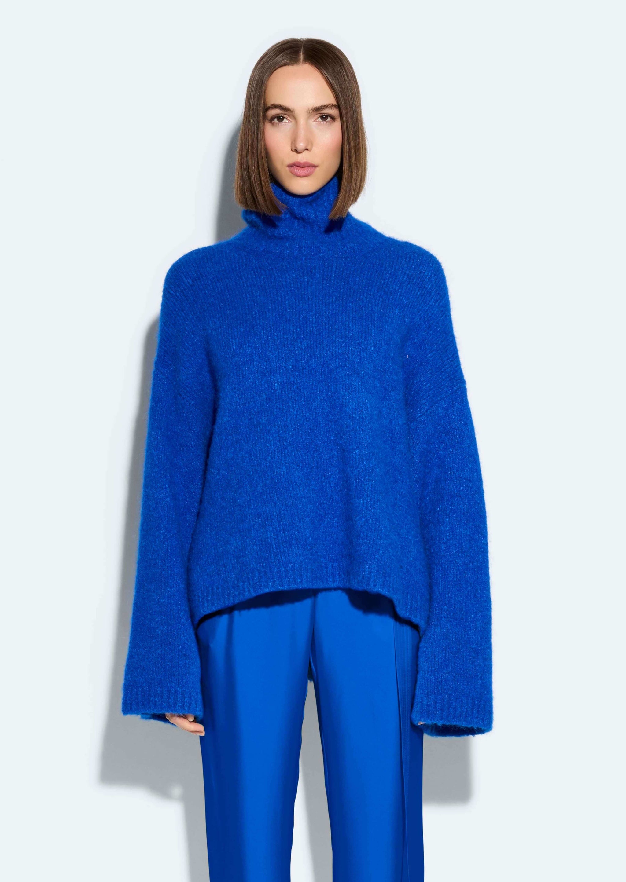 Alpaca Silk Oversized Turtleneck Sweater - LAPOINTE